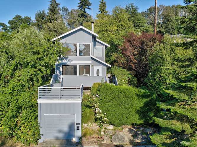 4158 23rd Ave SW Seattle, WA 98106