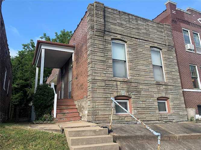 4354 Gertrude Ave St Louis, MO 63116