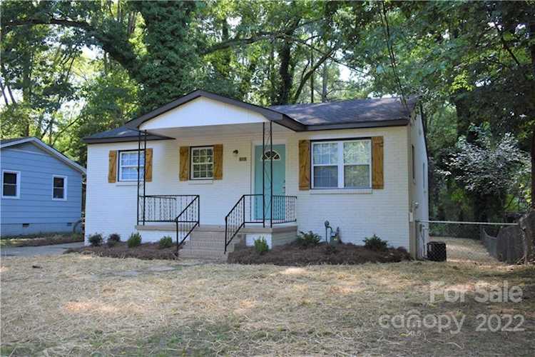 615 N Weldon St Gastonia, NC 28052