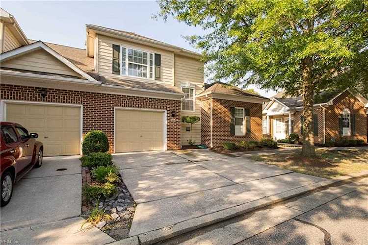 5824 Echingham Dr Virginia Beach, VA 23464