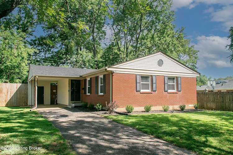 2204 Medford Ln Louisville, KY 40218