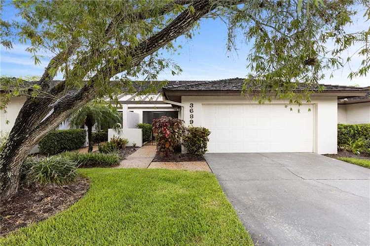 3689 Gleneagle Dr #14B Sarasota, FL 34238