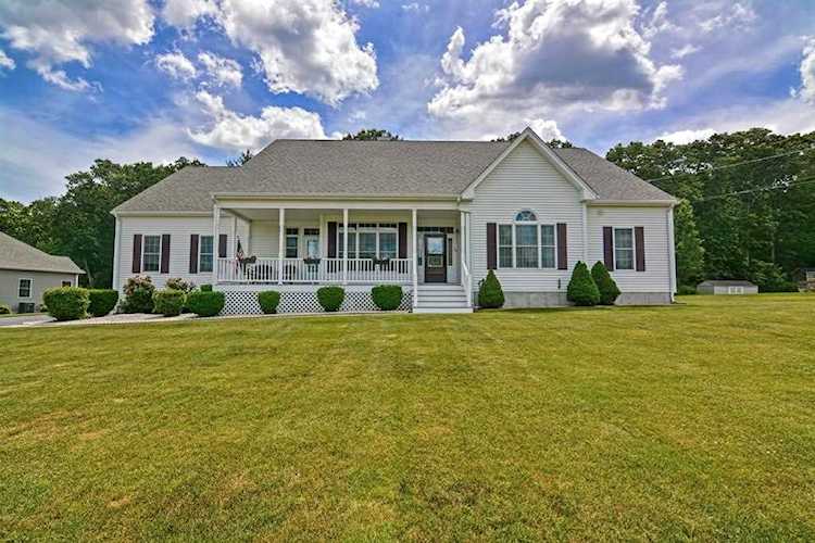 MLS#:72724403 Milford, 16 Roland Way, MA, home for sale Photo 1