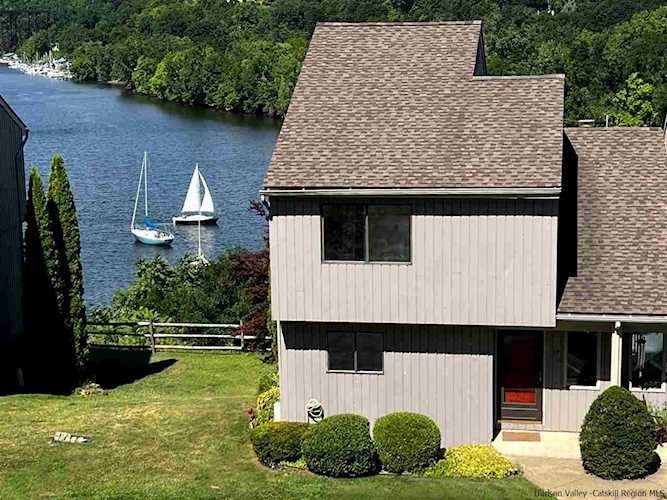 57 Rondout Harbor Port Ewen, NY 12466