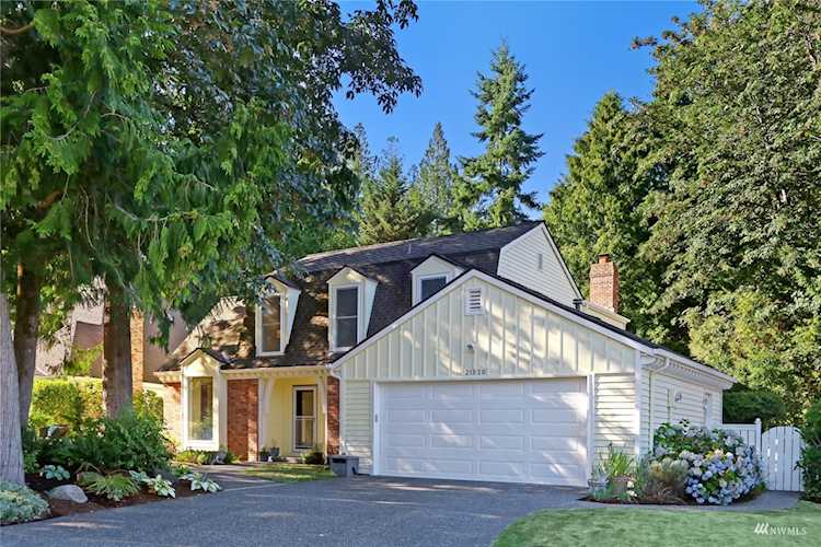 21620 NE 22nd St Sammamish, WA 98074