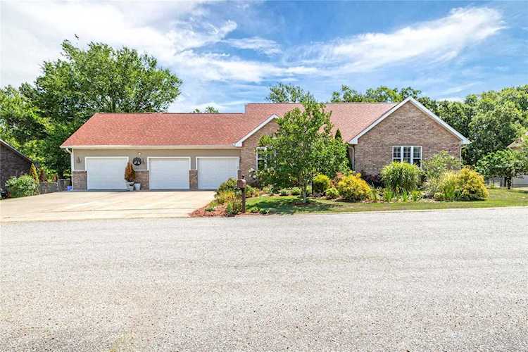 4 Brian Ave Richland, MO 65556
