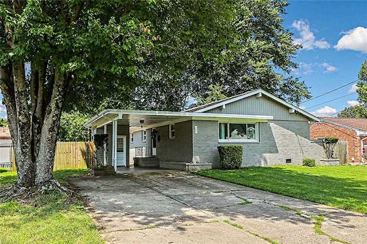 409 Beech Rd Newport News, VA 23601