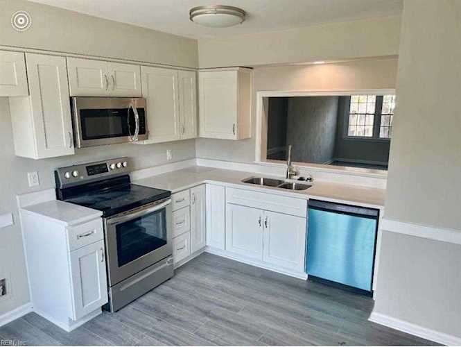 370 Kenley Rd Virginia Beach, VA 23462 | MLS 10451405 Photo 1