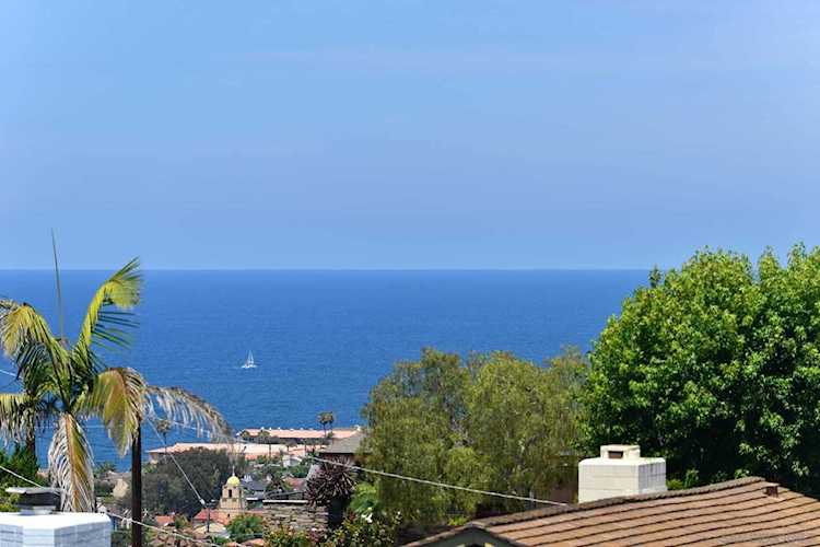 6492 Avenida Manana La Jolla, CA 92037