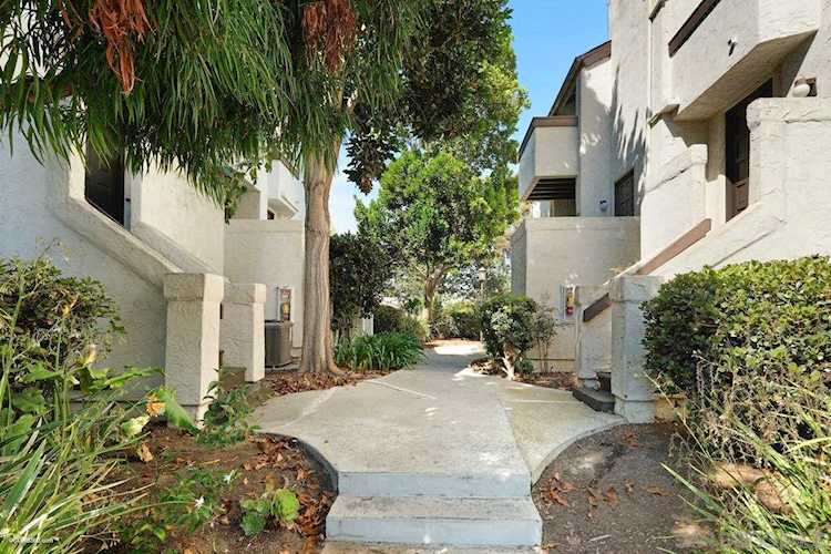 2290 Caminito Pescado #49 San Diego, CA 92107