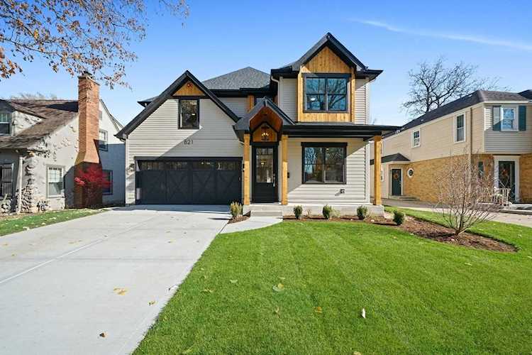 329 7th Ave La Grange, IL 60525