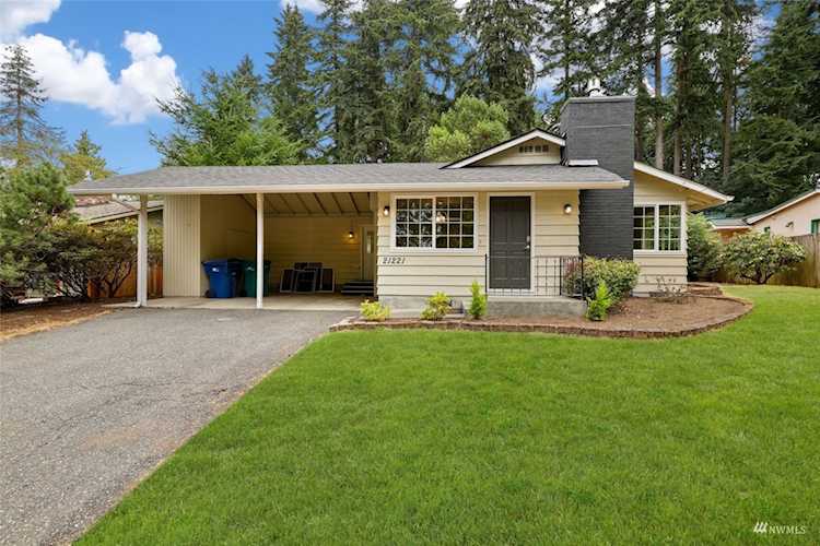 21221 Cypress Way Lynnwood, WA 98036