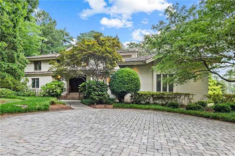 1416 Laurel View Dr Virginia Beach, VA 23451 | MLS 10451303 Photo 1