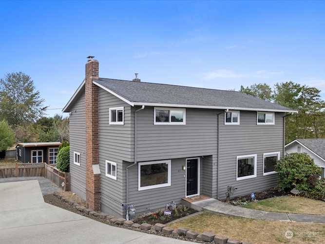 407 Grandey Way NE Renton, WA 98056