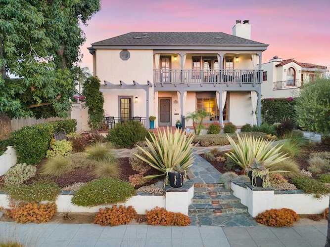 4008 S Hempstead Circle San Diego, CA 92116