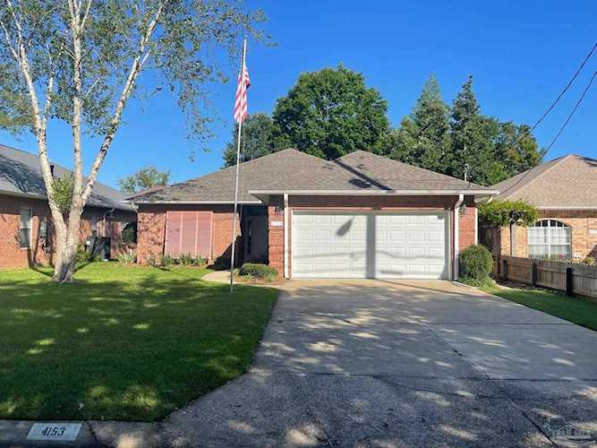 4153 Montessori Dr Pensacola, FL 32504