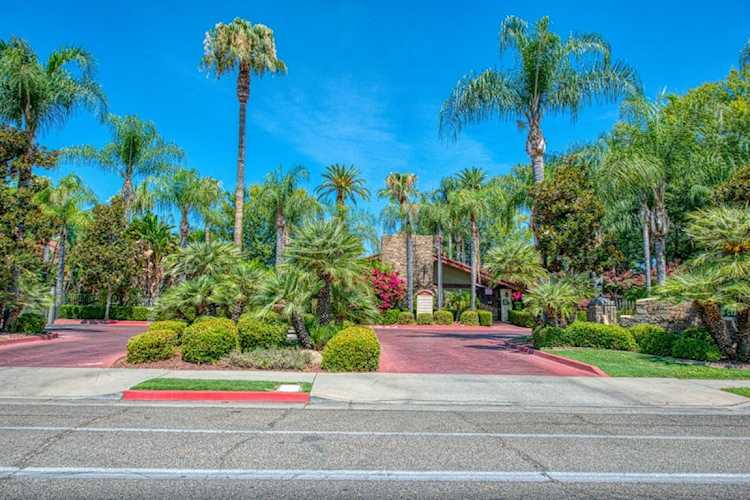 2881 Huntington Boulevard #133 Fresno, CA 93721
