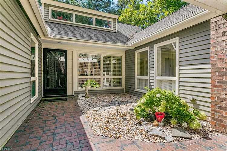 276 Littletown Quarter Williamsburg, VA 23185