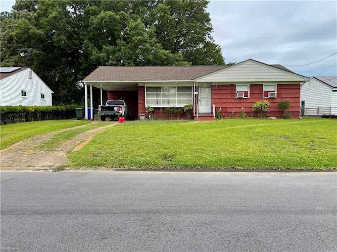 8453 Larrymore Ave Norfolk, VA 23518