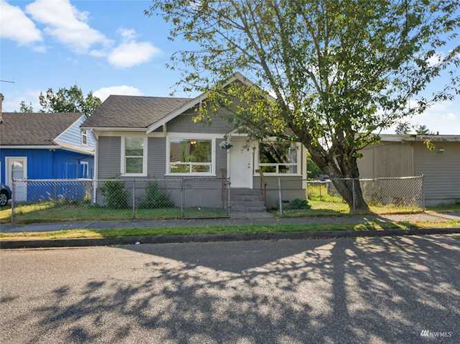 206 O St NE Auburn, WA 98002