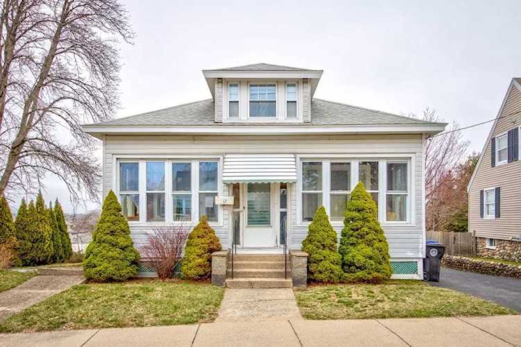 12 Sumner Rd Salem, MA 01970 | MLS 72964509 Photo 1