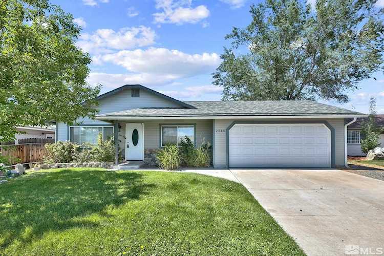 2544 Scotch Pine Dr Carson City, NV 89706