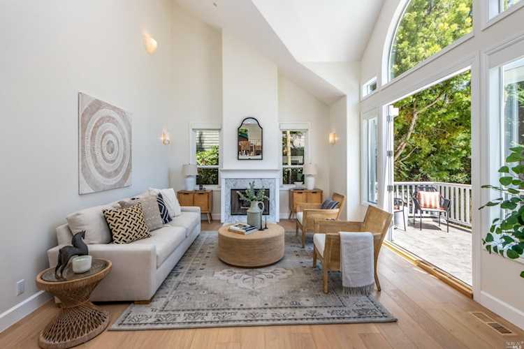 558 Alta Way Mill Valley, CA 94941