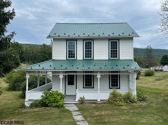 238 Aaron Square E Aaronsburg, PA 16875