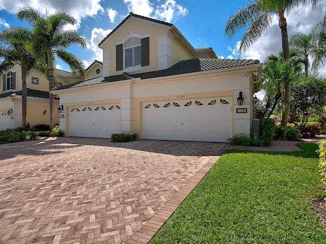 109 Palm Point #B Palm Beach Gardens, FL 33418 | MLS R10822462 Photo 1