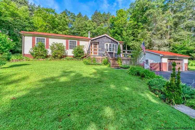 91 Thielpape Rd Hurley, NY 12443