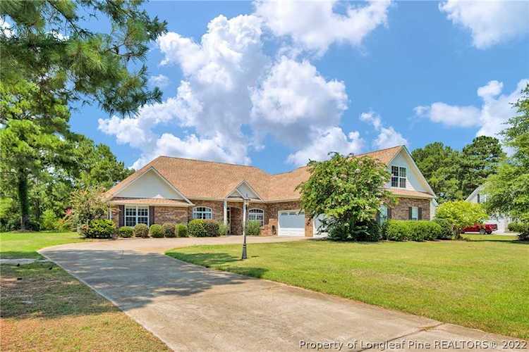 4700 Bent Grass Dr Fayetteville, NC 28312