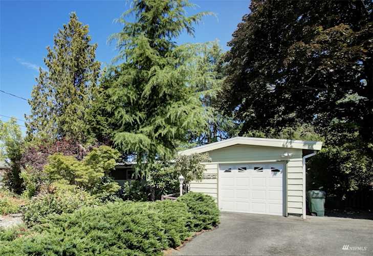 19007 78th Place W Edmonds, WA 98026