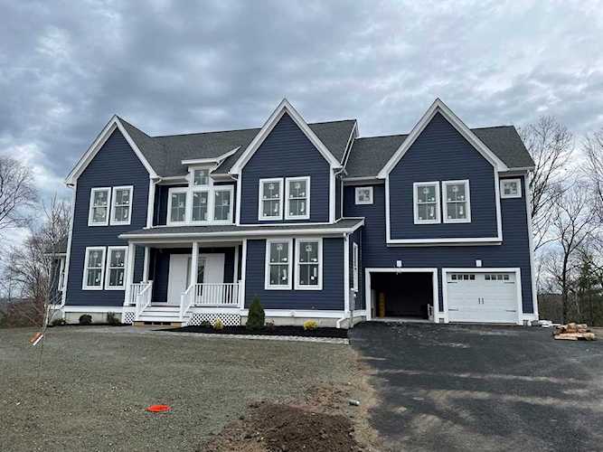 6 Blue Heron Court Westborough, MA 01581