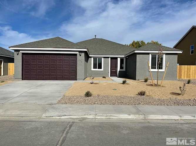 572 Country Hollow Drive Fernley, NV 89408