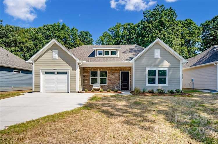 5309 Wales St Charlotte, NC 28269