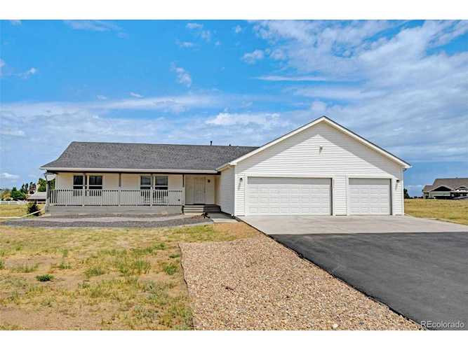 4071 Falcon Dr Fort Lupton, CO 80621