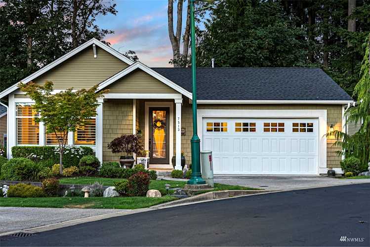 7513 Shaw Ln Gig Harbor, WA 98335
