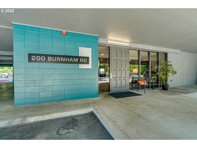 200 Burnham Rd #405 Lake Oswego, OR 97034