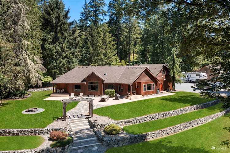 25108 Fisk Rd E Orting, WA 98360