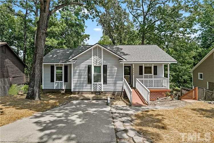 4440 Briton Circle Fayetteville, NC 28314