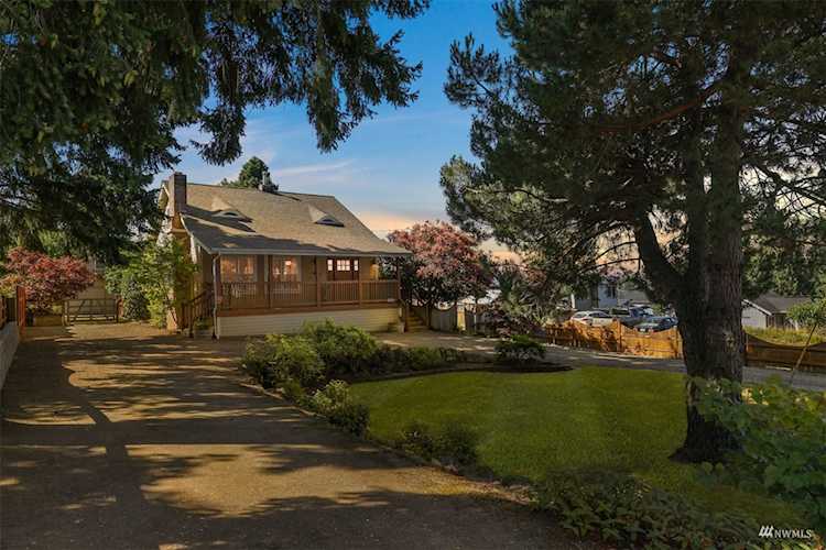9413 S 200th St Kent, WA 98031