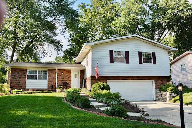 906 Kimberly Way Lisle, IL 60532