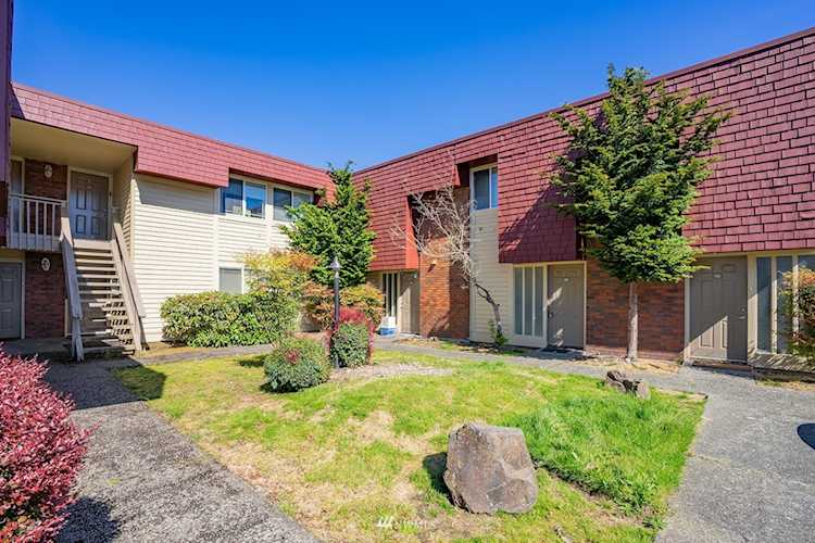 513 142nd Ave #73 Bellevue, WA 98007