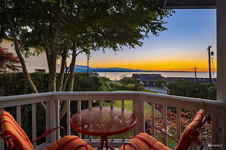 19005 Sound View Place Edmonds, WA 98020