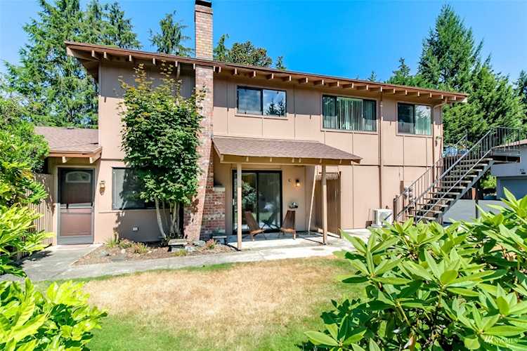 2802 Garden Ct #C Steilacoom, WA 98388