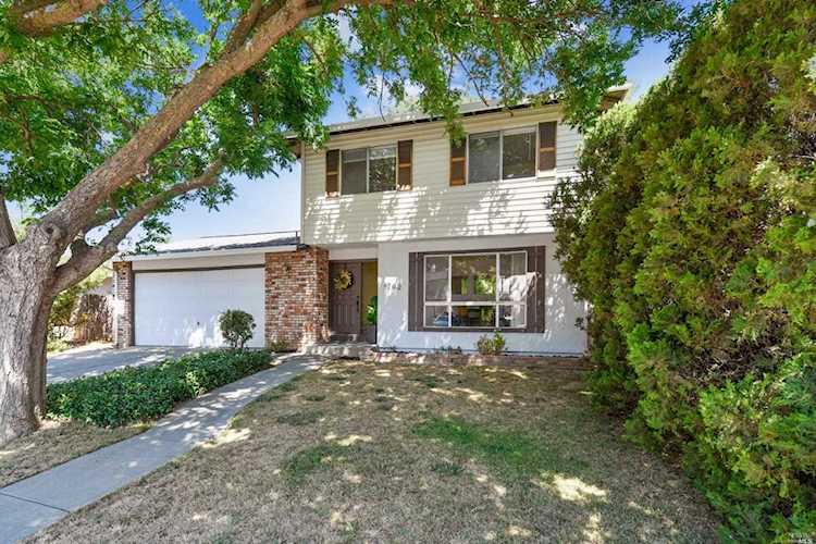 1202 Pintail Drive Suisun City, CA 94585