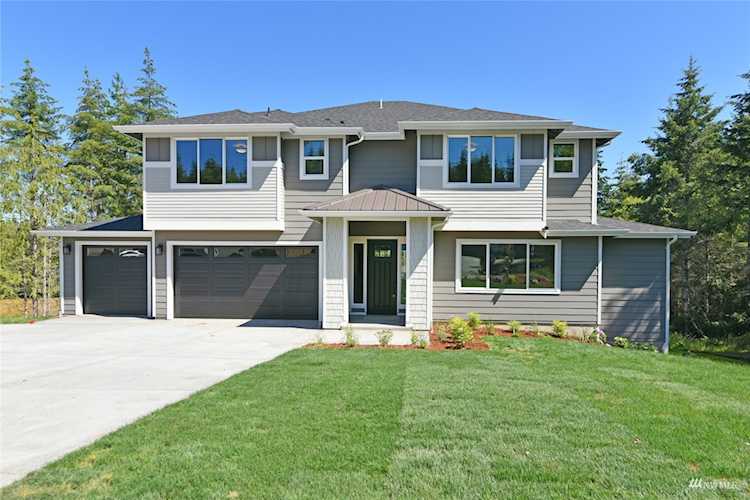 5500 NW Muddy Paws Ct #19 Bremerton, WA 98312 | MLS® 1970421 Photo 1