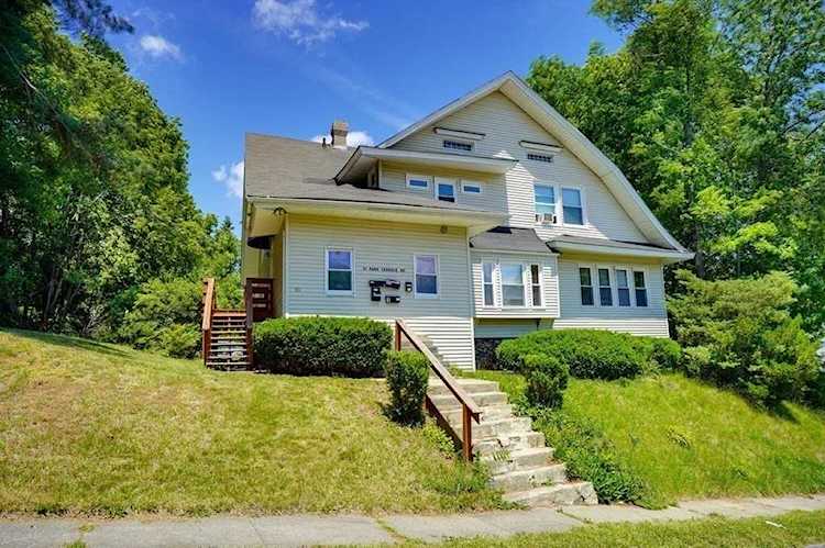 71 Park Terrace Rd #1 Worcester, MA 01604