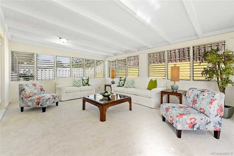 759 Aipo Street Honolulu, HI 96825