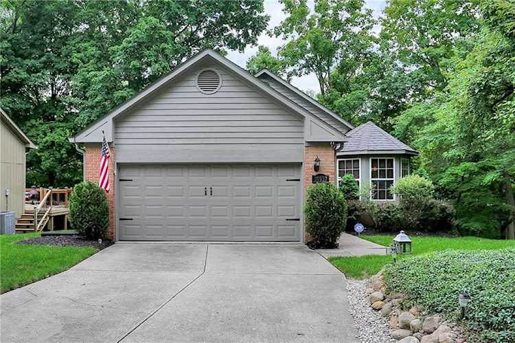 10937 Geist Woods South Dr Indianapolis, IN 46256